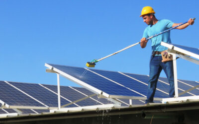 La importancia de la limpieza de los paneles solares